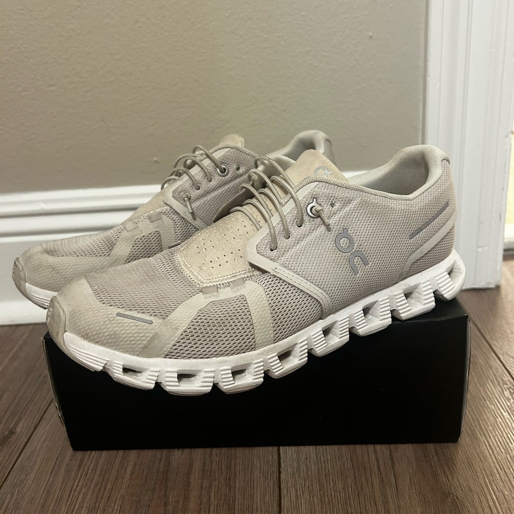 OnCloud Tan Women’s Sneakers